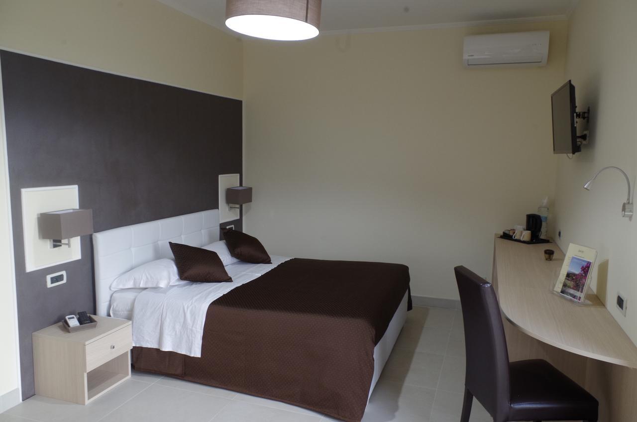 B&B Villa Valentina Таормина Екстериор снимка